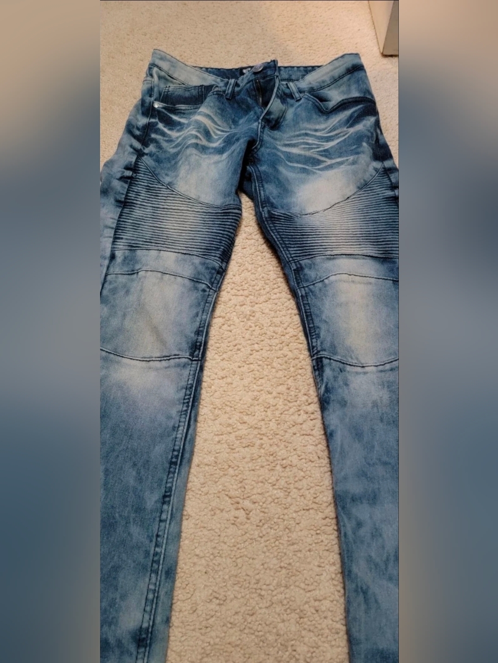 Encrypted supply Moto Jeans